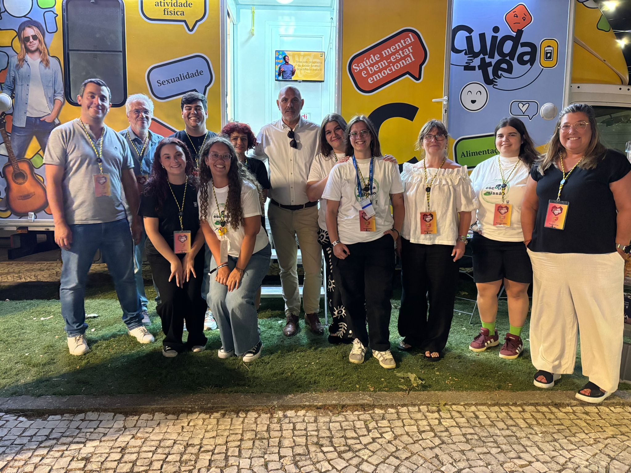 Equipa do IPDJ: Voluntários, técnicos do IPDJ e equipa Cuida-te, com o Diretor Regional do Alentejo do IPDJ.