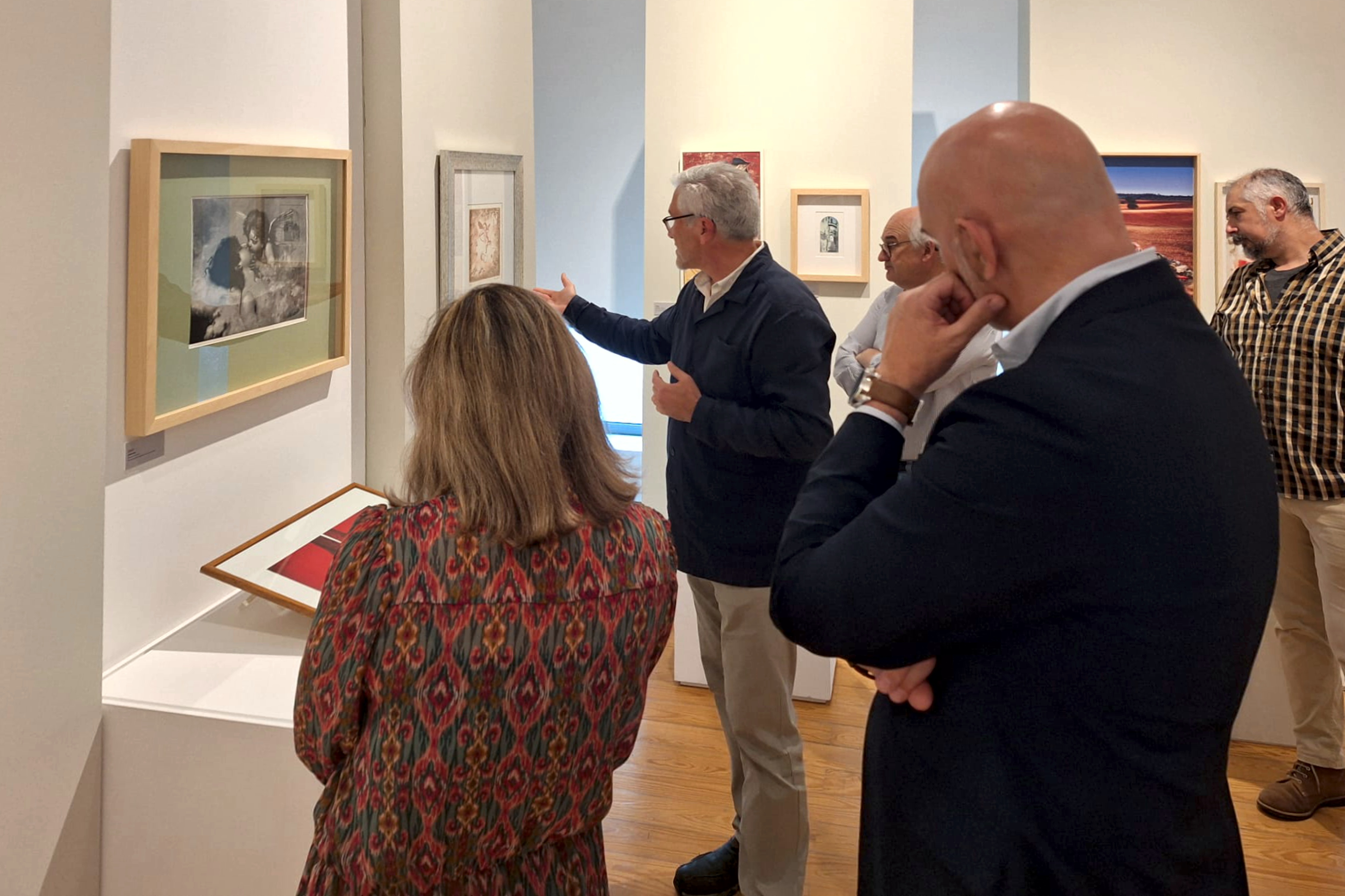 Visita guiada à exposição.