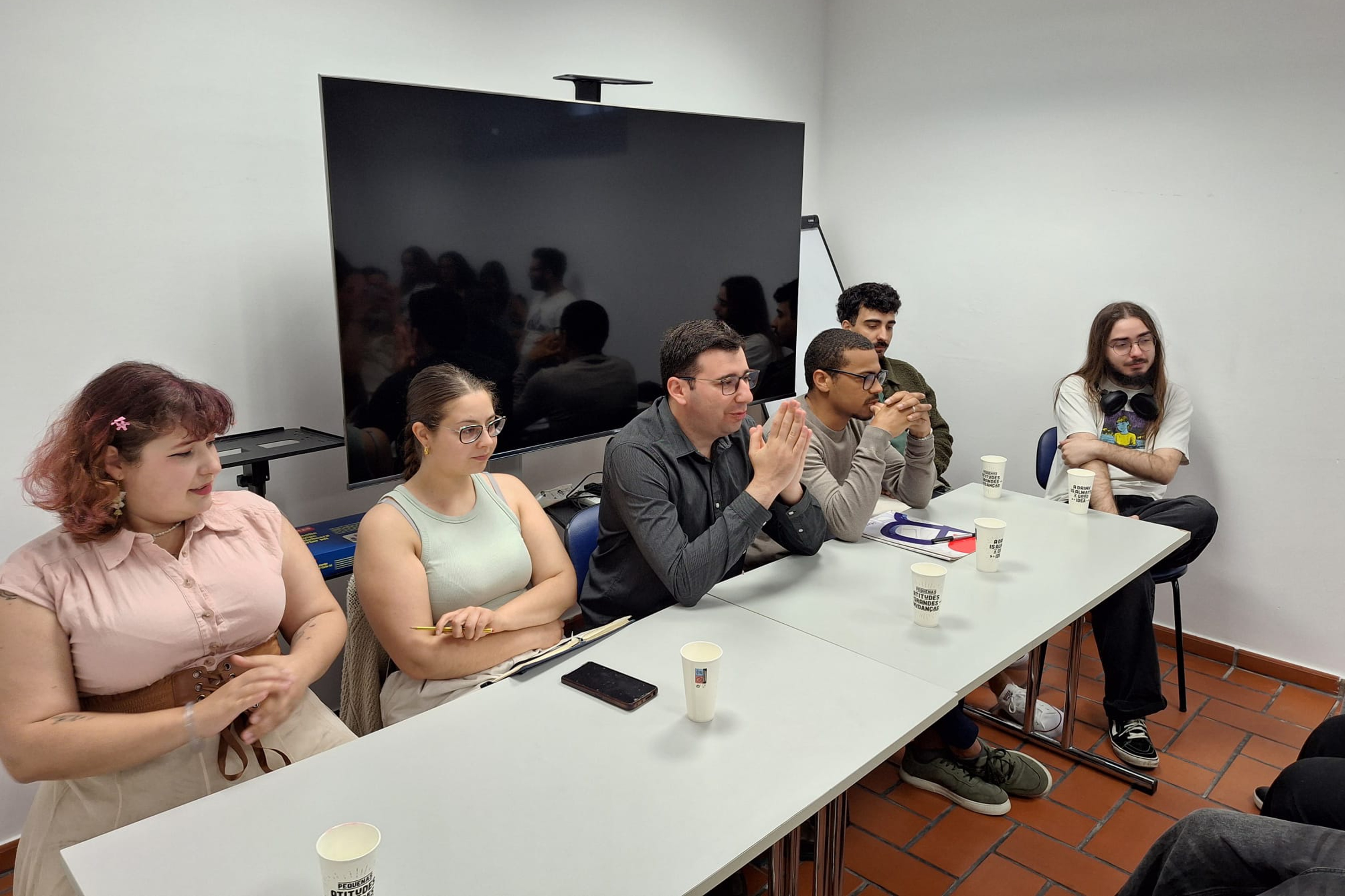 Painel de jovens dirigentes associativos. 