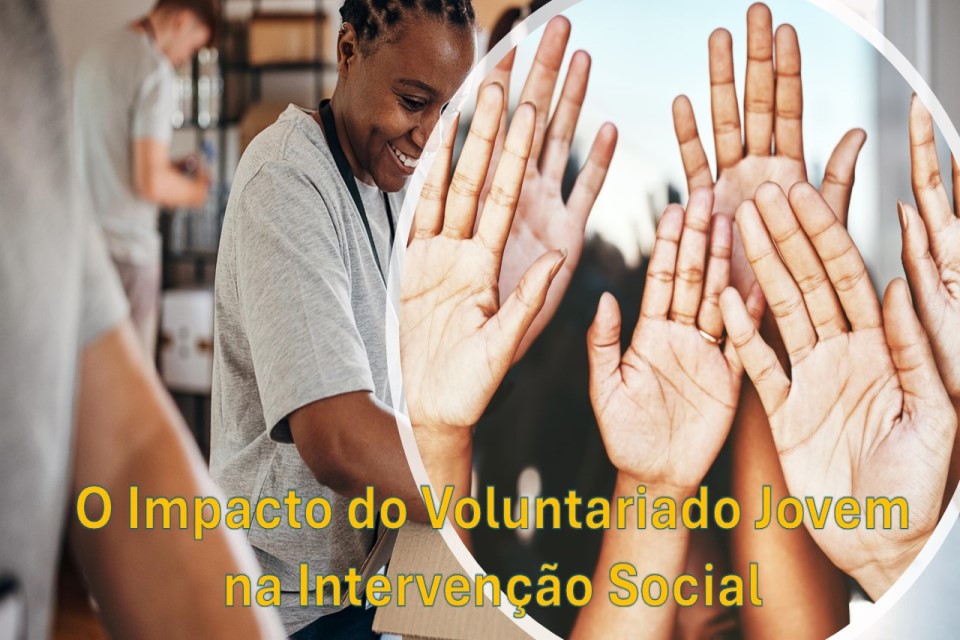 jovens em trabalho voluntário e mãos no ar personificando união