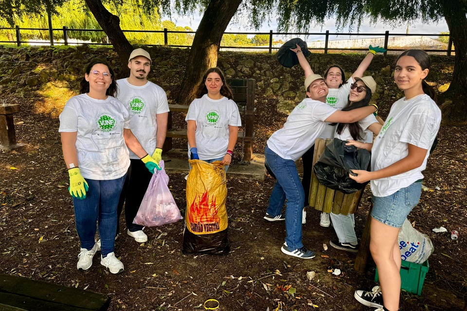 Voluntariado Jovem para a Natureza e Florestas com a Fajudis-foto2