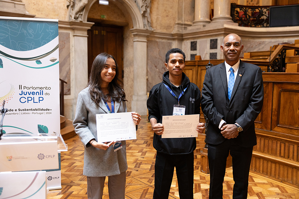 Comitiva no II Parlamento Juvenil da CPLP