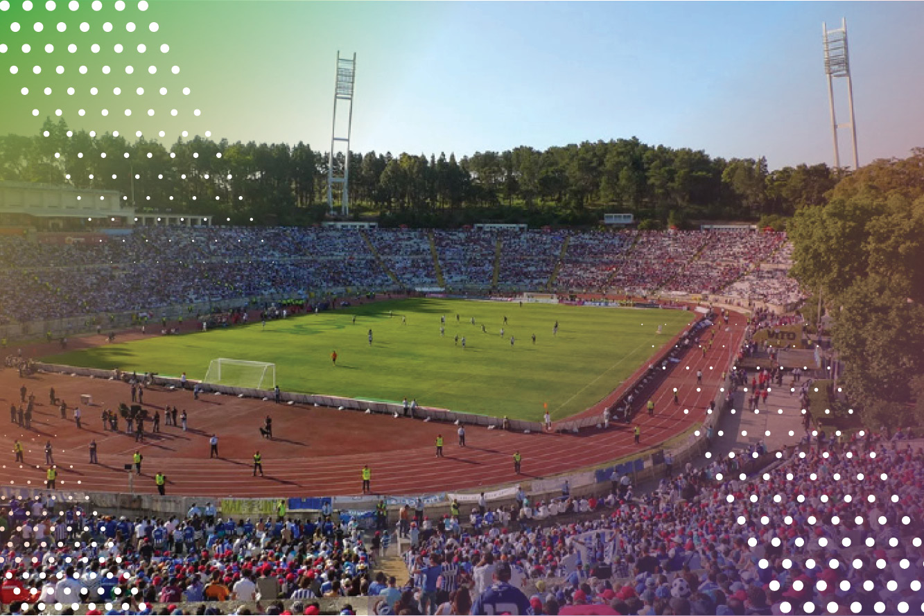 Imagem do estádio nacional do Jamor em dia de jogo