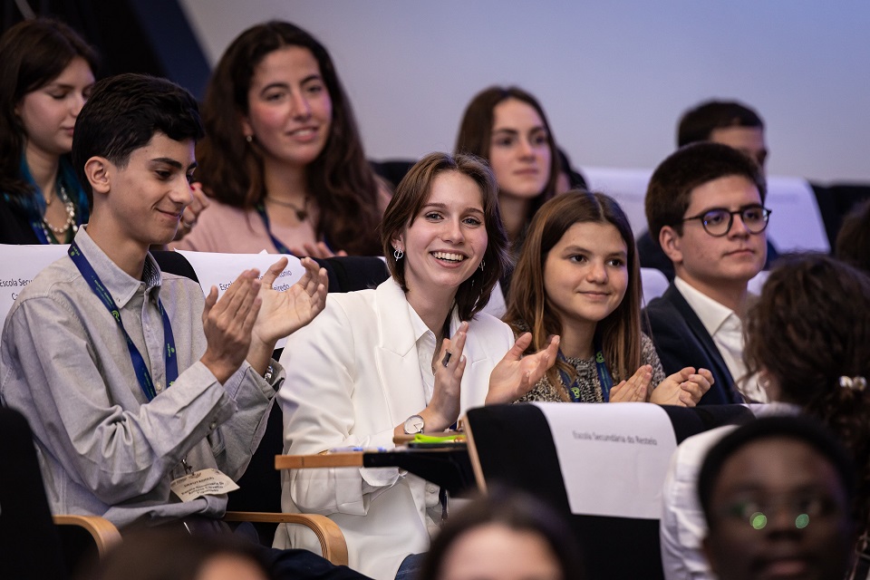 Sessão distrital de Lisboa do Parlamento dos Jovens-foto6