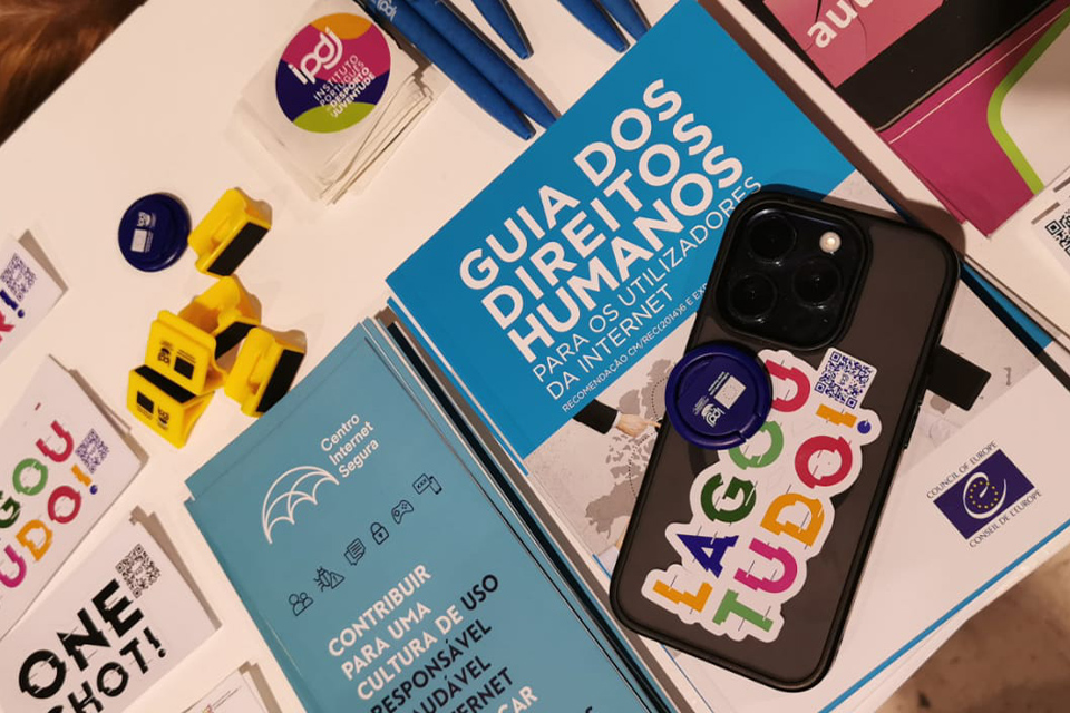 Banca informativa no stand IPDJ na LGW