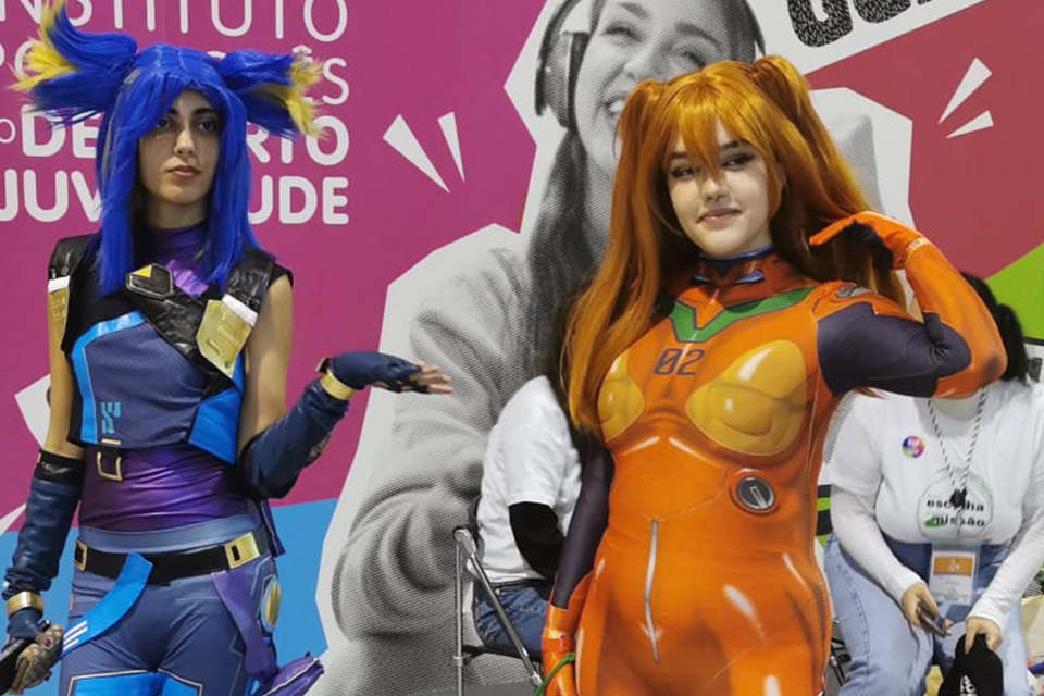 Stand IPDJ na LGW com Cosplayers