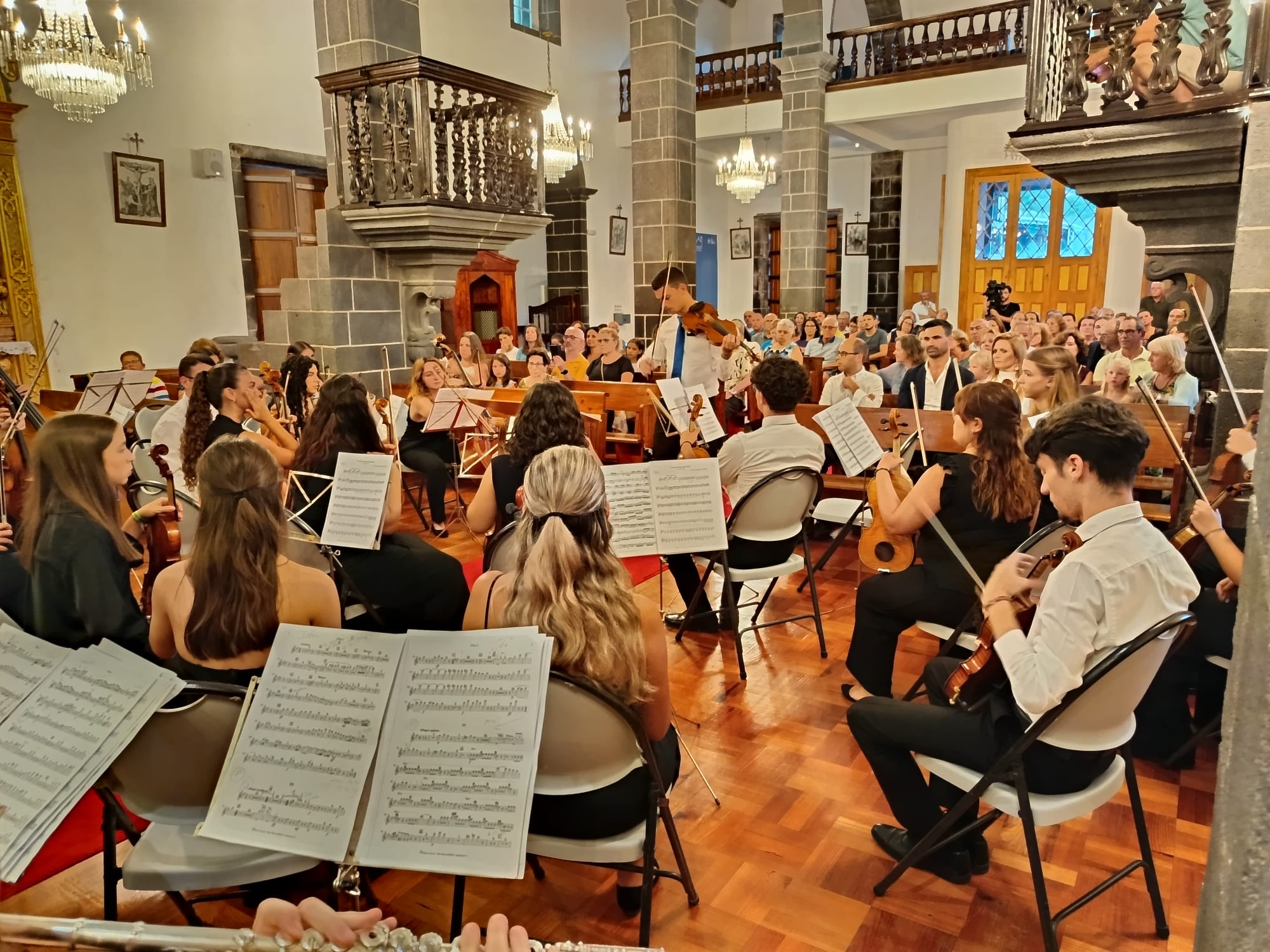 Atuação da orquestra sinfónica juvenil