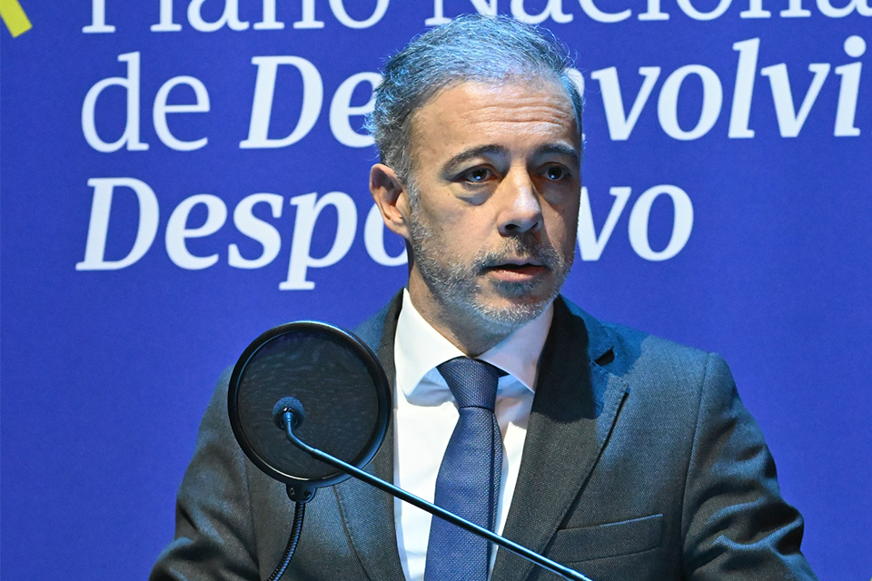 presidente da camara municipal do porto pedro duarte