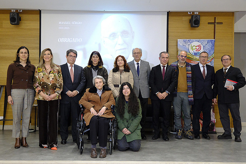 Homenagem a Manuel Sérgio - Foto de Grupo