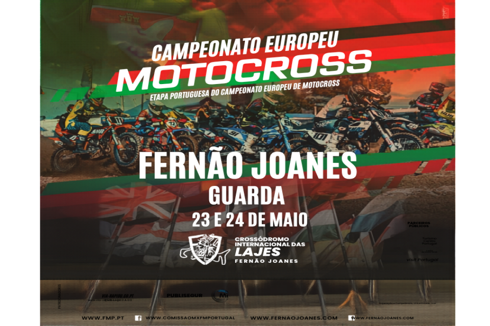 motos em fila e informação do evento