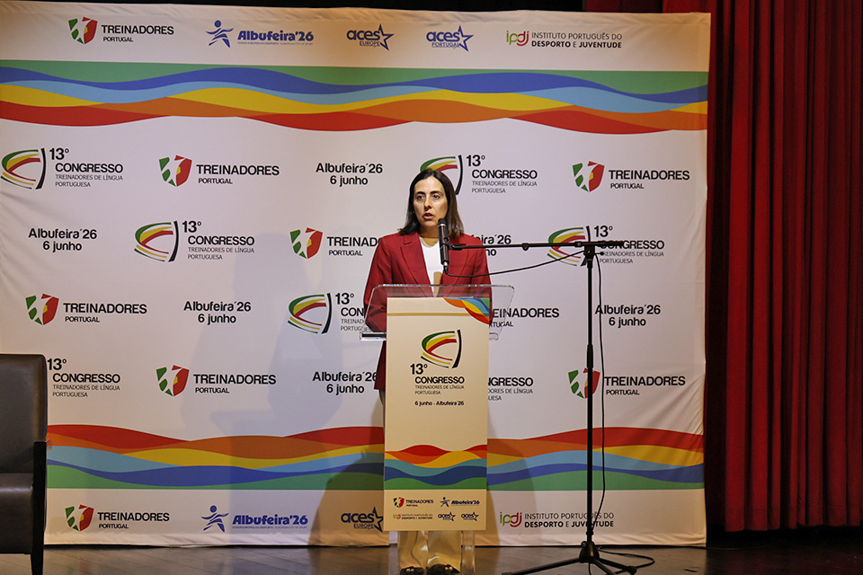 Carla Silva, vogal do IPDJ, no «13.º Congresso de treinadores de língua portuguesa»