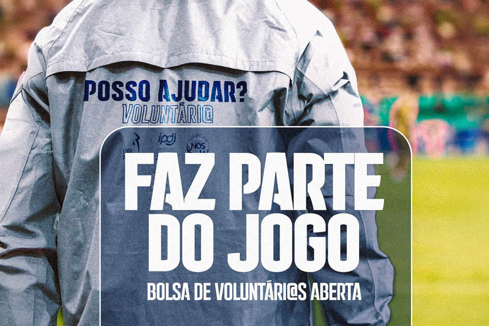 Voluntário de costas com o lettering «faz parte do jogo - bolsa de voluntários aberta»
