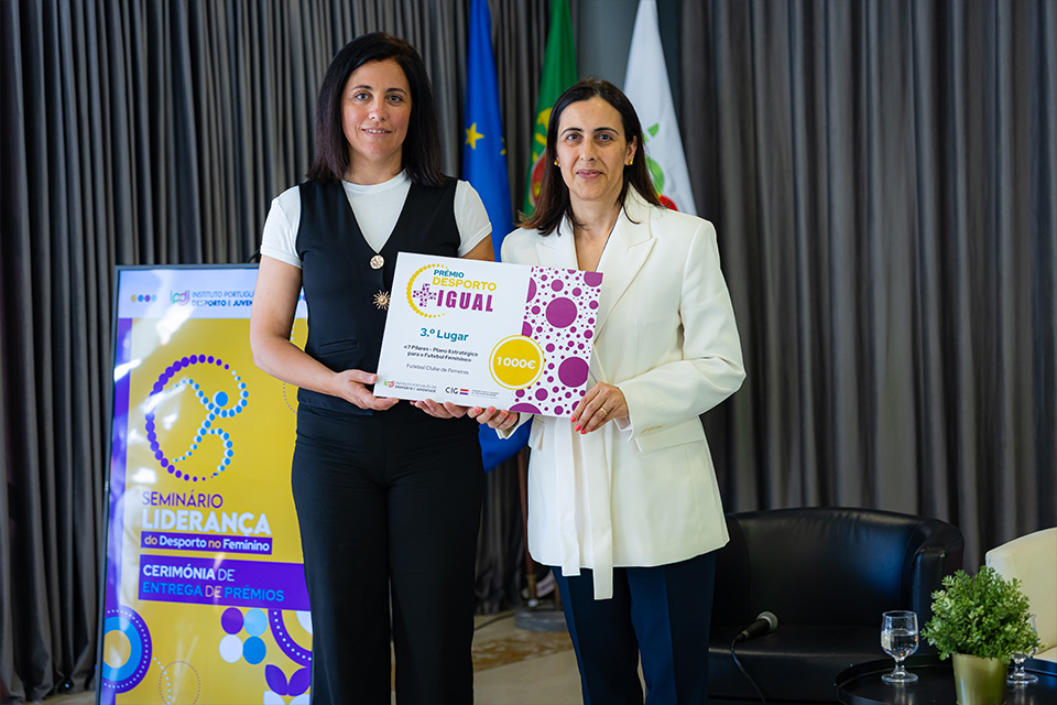 entrega do terceiro premio desporto mais igual