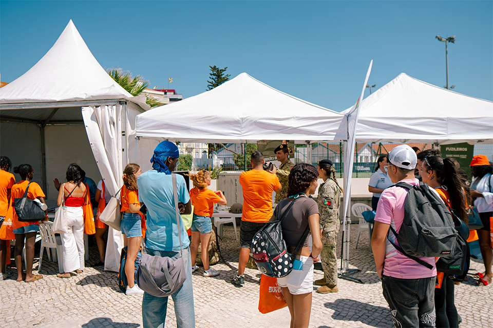 autoridade no dia internacional da juventude