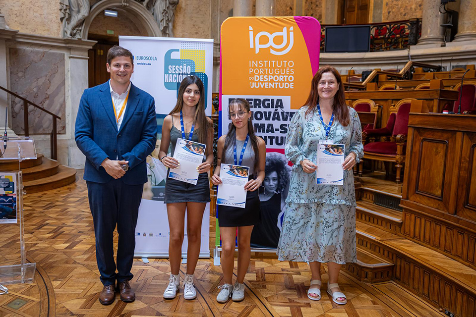 escolas que participaram na sessão final do Consurso Euroscola 2026 na Assembleia da República.