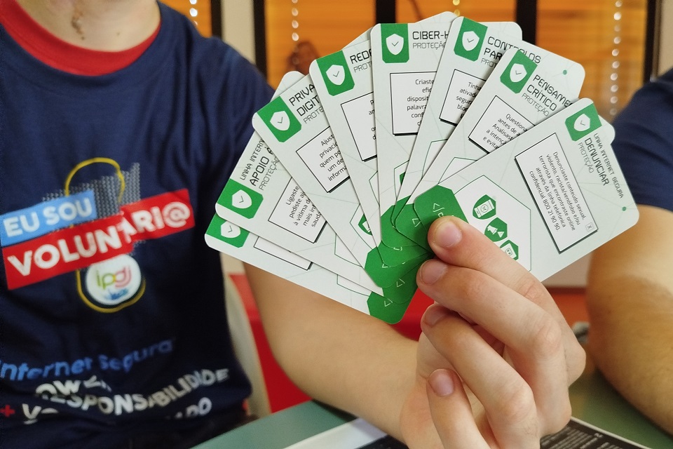 Cartas de Proteção do Jogo Hack Attack