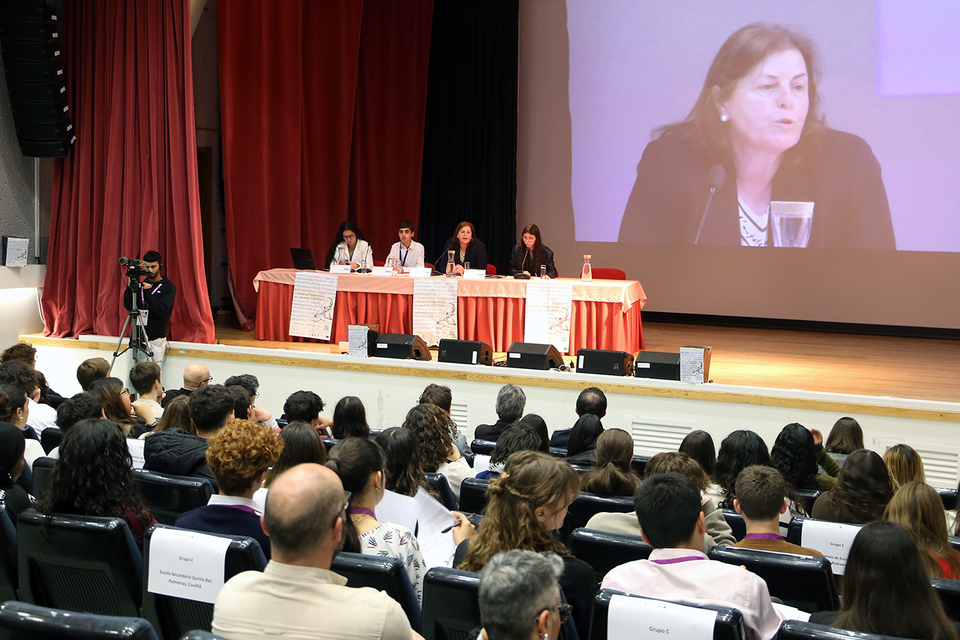 intervenção da deputada Leonor Cipriano