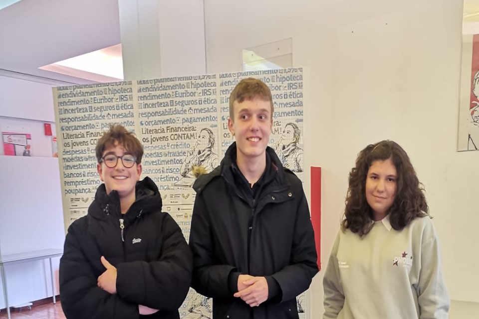 mesa eleita no ensino básico