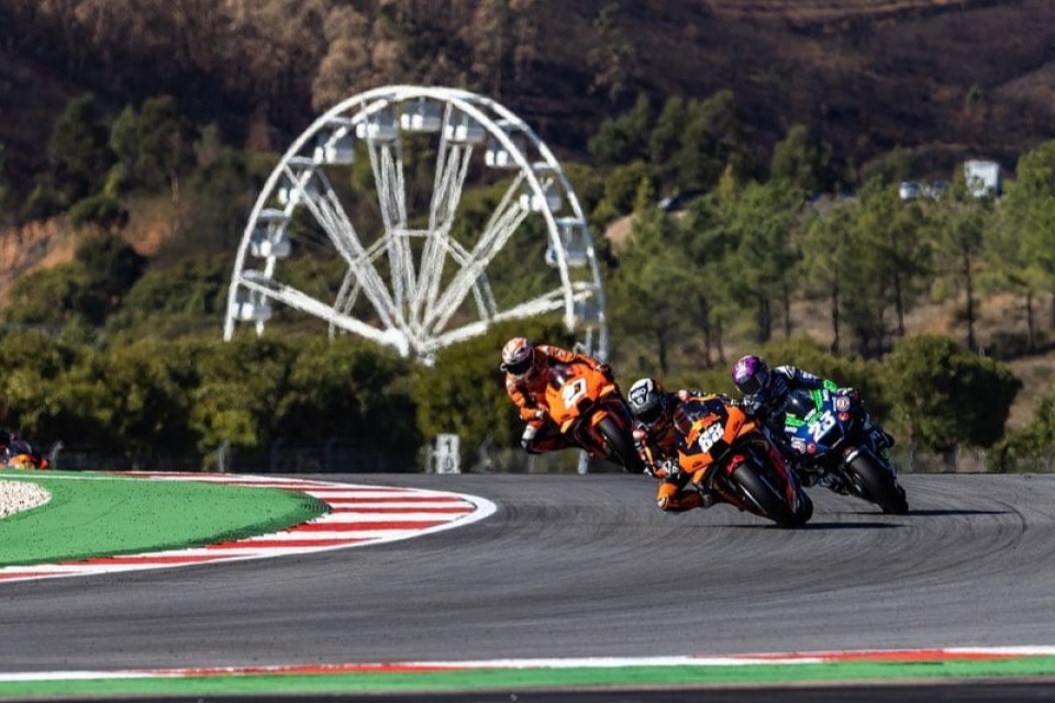 Voluntariado jovem no MOTO GP - Grande Prémio do Algarve 2021