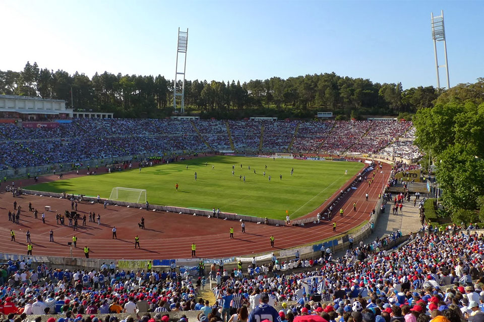 imagem de um jogo no Estádio Nacional