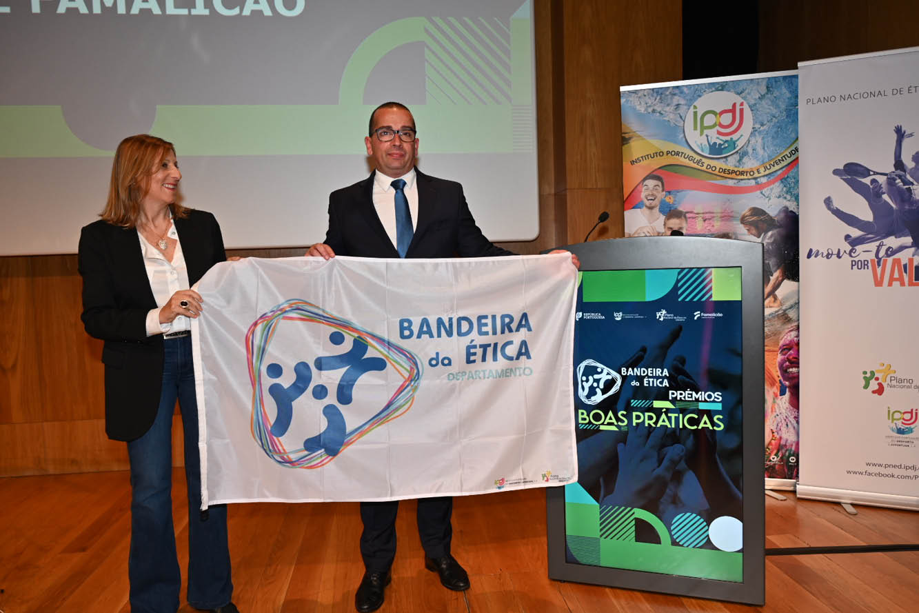 IPDJ entrega bandeira de ética ao municipio