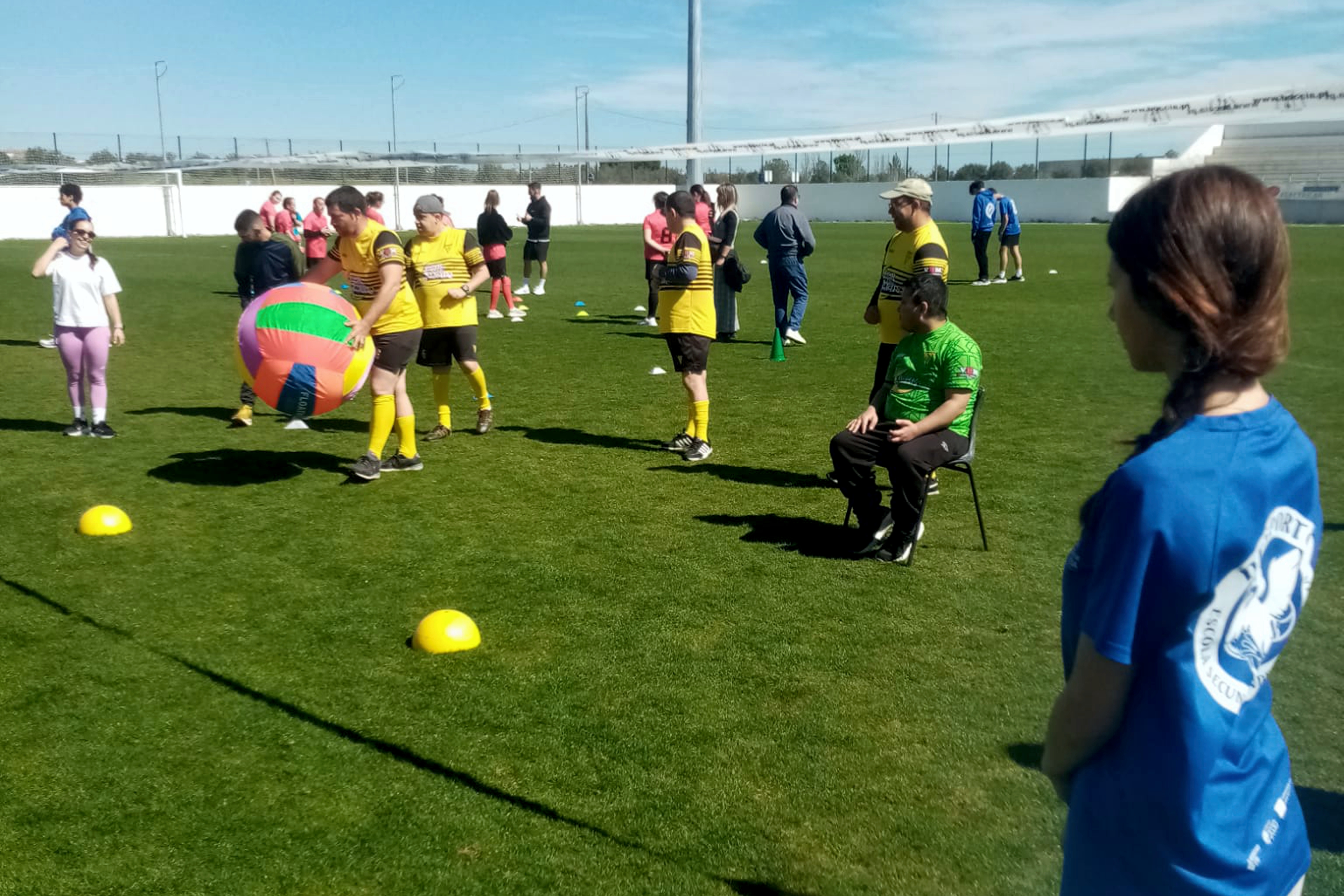 Atividades lúdico-desportivas do IPDJ, no Estádio do Juventude Sport Clube.