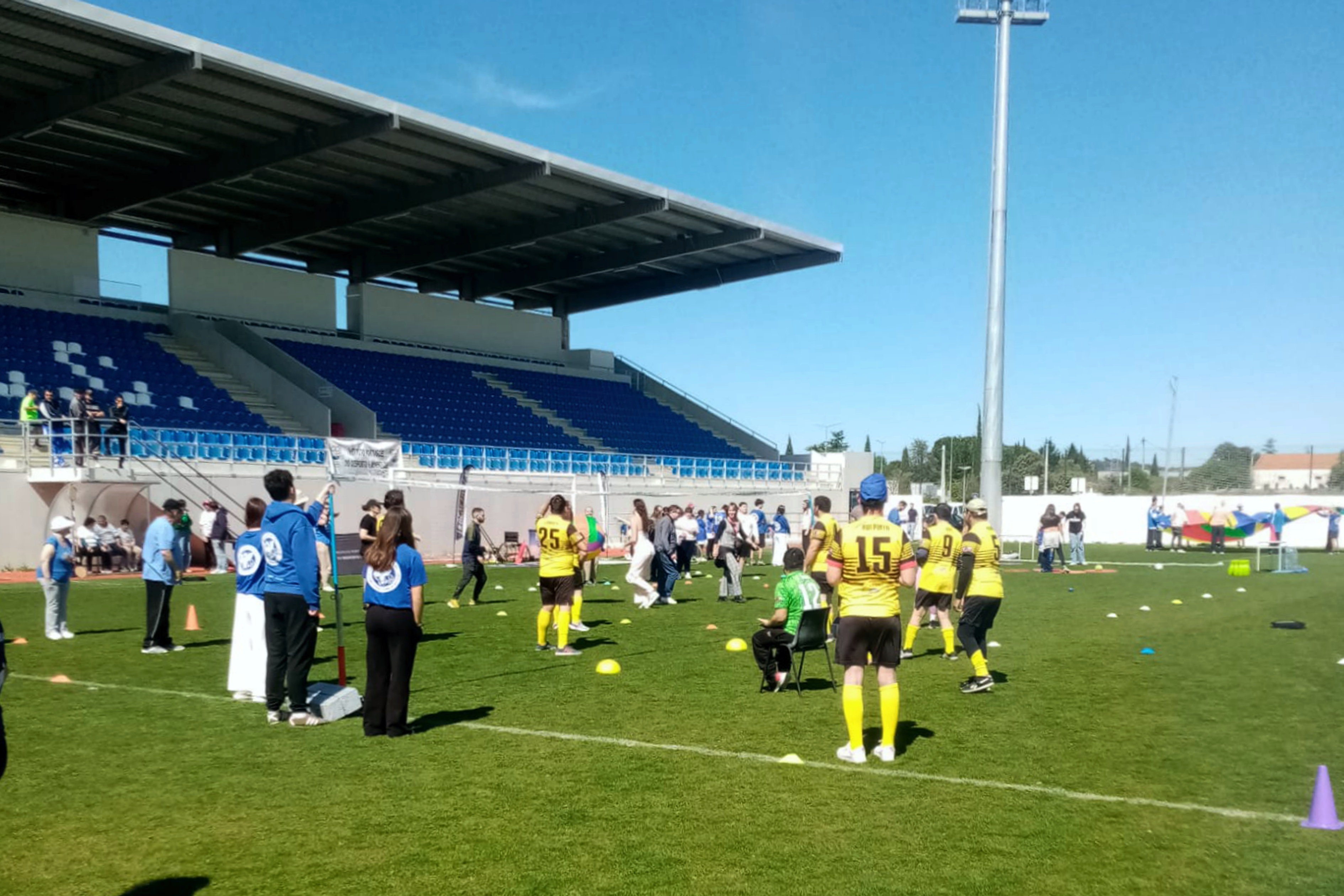 Atividades lúdico-desportivas do IPDJ, no Estádio do Juventude Sport Clube.